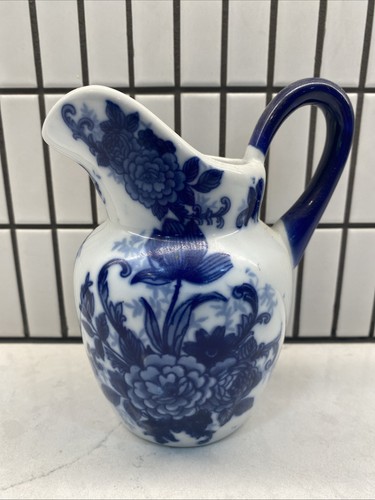 Cracker barrel blue and white - and,