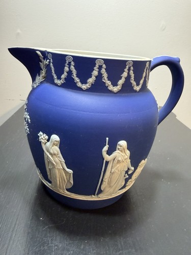 Large wedgwood blue jasperware - large,